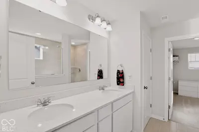 19060 Seaforth Way, Westfield - 62