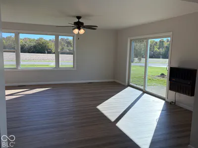 2815 N County Road 50 E, New Castle - 11
