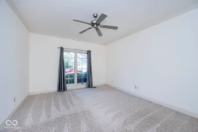 7925 Beaumont Green East Drive, Indianapolis - 26