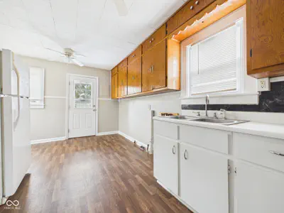 327 Edgemound Drive, Anderson - 8