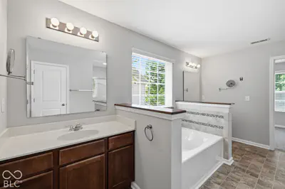 8110 Eskerban Drive, Avon - 29