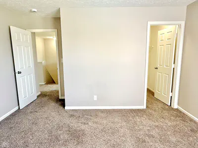 1611 Ashley Drive, Lebanon - 48