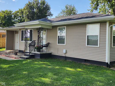 5080 US Hwy 50, Seymour - 2