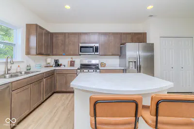 2334 N Liberty Lakes Drive, Greensburg - 20