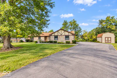 2448 S Sunrise Drive, New Palestine - 56