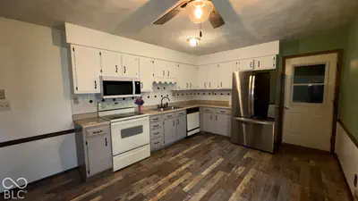 402 Jackson Street, Farmland - 7