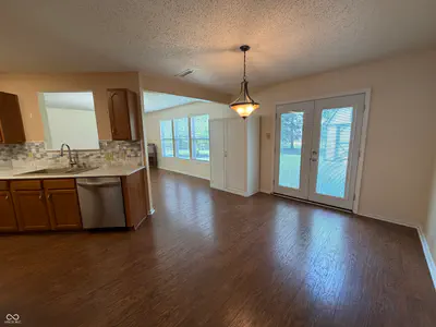 632 Runnymede Court, Greenfield - 4