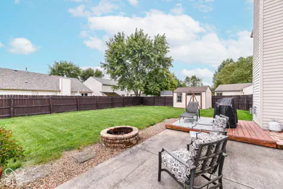 250 Lakemoore Street, Brownsburg - 33