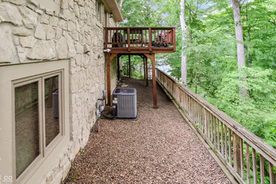 7592 Poplar Point Drive, Trafalgar - 55