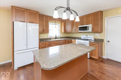 7665 Jennifer Lane, Brownsburg - 4