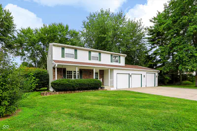 415 Meadowview Lane, Greenwood - 2