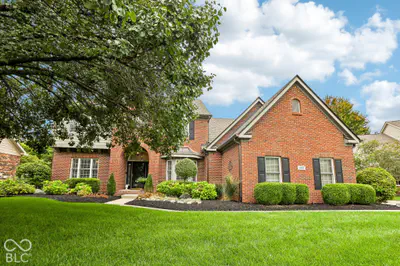 15023 Bainbridge Court, Westfield