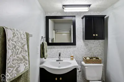 3920 Peppertree Lane, Columbus - 32