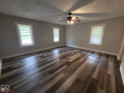 2410 State Street, New Castle - 17