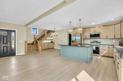 2426 650, Waynetown - 13