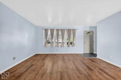 10847 Greendale Drive, Seymour - 11