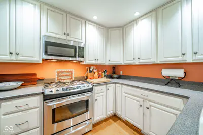 1202 N Madison Avenue, Anderson - 18