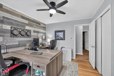 7721 200 Road, New Palestine - 25