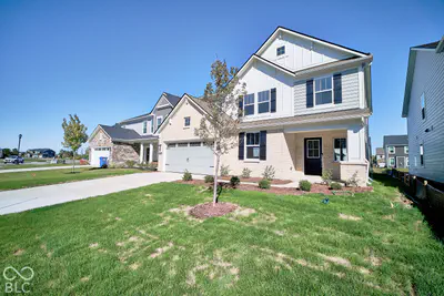 5714 Cloister Lane, McCordsville - 2