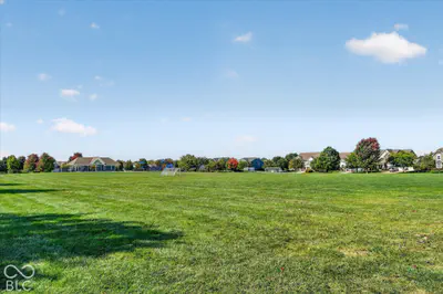 11058 Stoneleigh Drive, Noblesville - 45