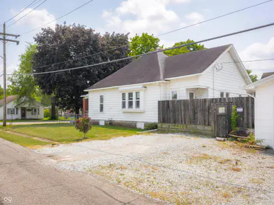 300 Hege Avenue, Columbus - 28