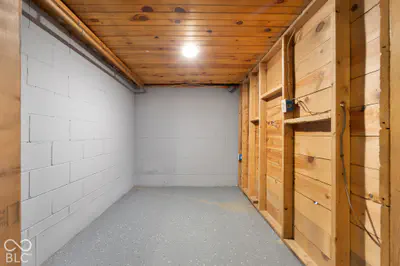 9231 N Cherry Hills Drive, Columbus - 73