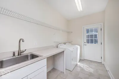 6562 W May Apple Drive, McCordsville - 37