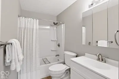 5907 Timber Lake Boulevard, Indianapolis - 11