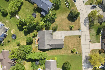 1909 Lakeside Lane, Indianapolis - 37