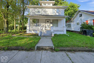 1031 College Street, South Bend