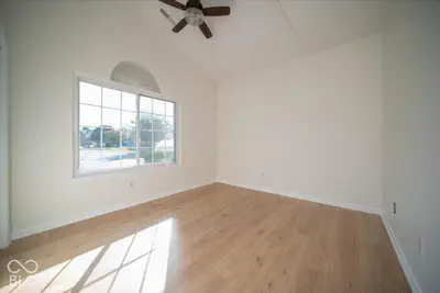 1142 Crestwood Drive, Greenwood - 23