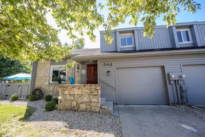 566 Conner Creek Drive, Fishers - 2