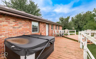 10997 Co Rd 800 N, Seymour - 24