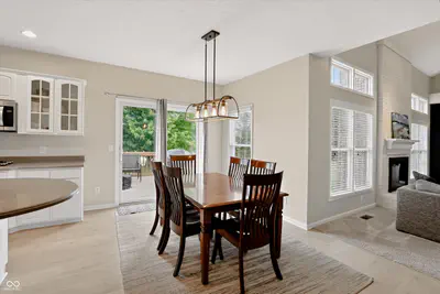 8838 Pin Oak Drive, Zionsville - 19