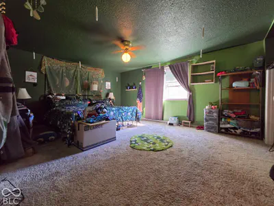 1205 Oak Street, Elwood - 11