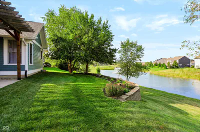 2366 Woodcreek Crossing Boulevard, Avon - 59