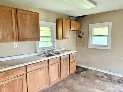 1327 Harrison Street, Shelbyville - 32