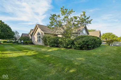 16613 Brownstone Court, Westfield - 53