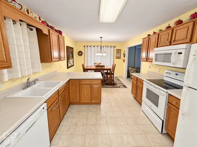 6806 Creekwood Trail, Fort Wayne - 10