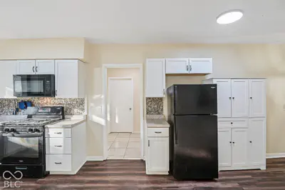 9759 Sunset Lane, Elwood - 19