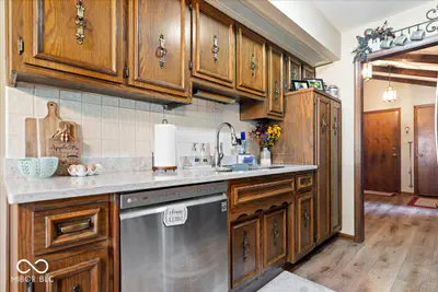 850 Oakwood Drive, Greenwood - 13