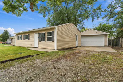 2650 Calbert Drive, Indianapolis - 3