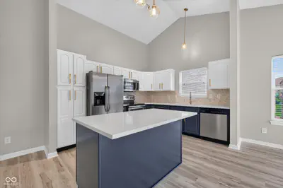 6540 Abby Lane, Zionsville - 12