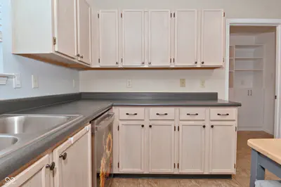 2372 Shadowbrook Drive, Plainfield - 21