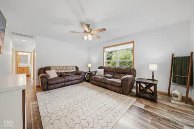 9330 State Road 243, Cloverdale - 27