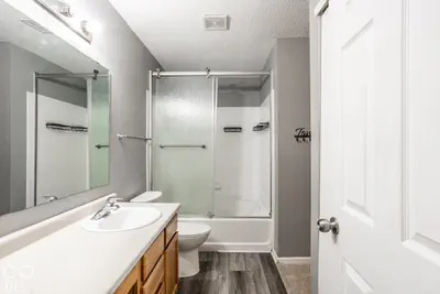 6809 Dover Place, McCordsville - 18