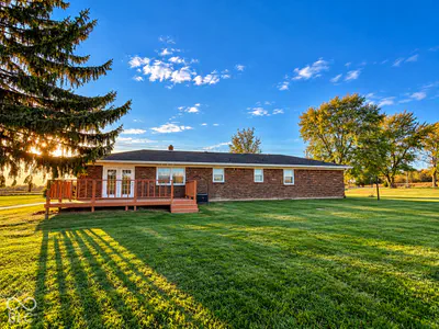 6955 S County Road 200 W, Clayton - 6