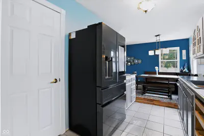 7549 Southern Lakes Drive, Indianapolis - 17