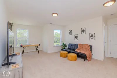2334 N Liberty Lakes Drive, Greensburg - 39