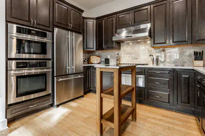 224 10th Street, Indianapolis - 16